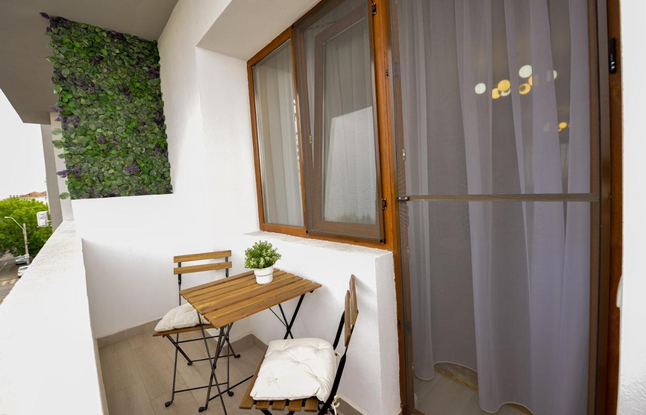 Sofia Cozy Apartment - Underground Private Parking Boekarest Buitenkant foto
