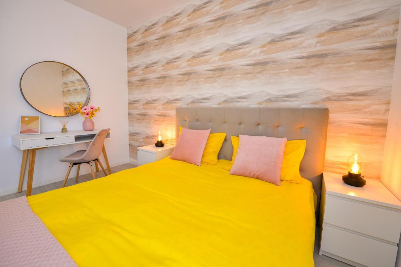 Sofia Cozy Apartment - Underground Private Parking Boekarest Buitenkant foto