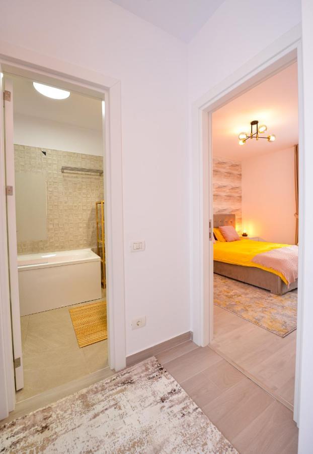 Sofia Cozy Apartment - Underground Private Parking Boekarest Buitenkant foto