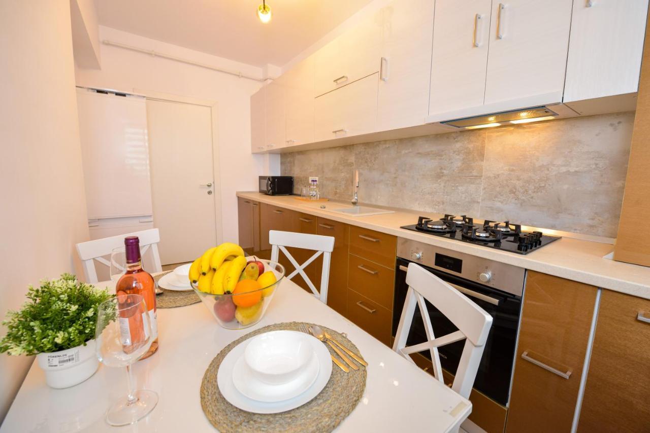 Sofia Cozy Apartment - Underground Private Parking Boekarest Buitenkant foto